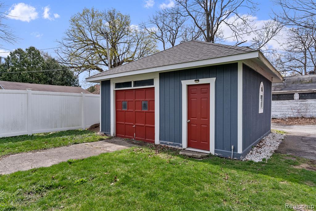 424 CRAPO Street, Flint, MI 48503 — Photo 9