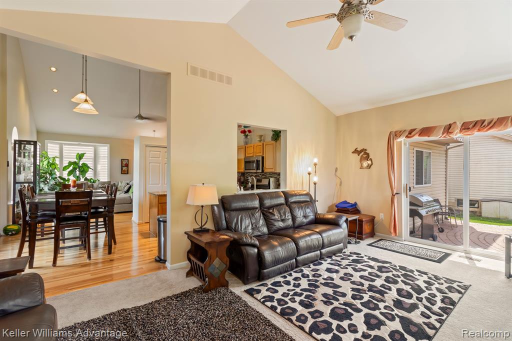 8079 THORNHILL Drive, Ypsilanti, MI 48197 — Photo 22