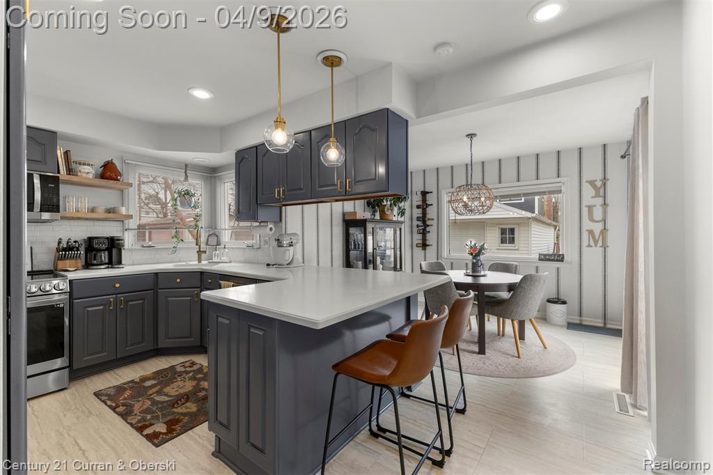 401 Walnut Avenue, Royal Oak, MI 48073 — Photo 13