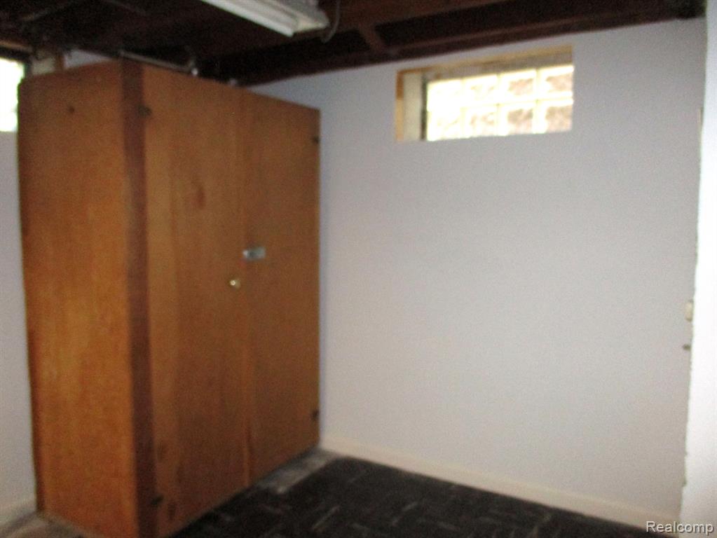 831 CARDWELL Street, Garden City, MI — Photo 19