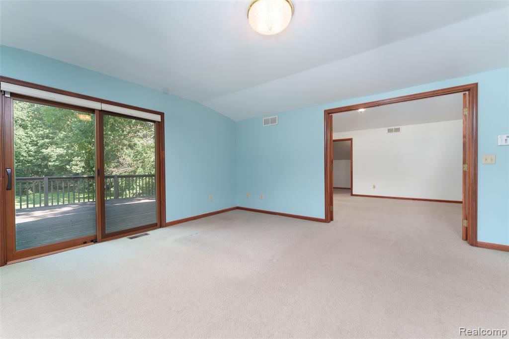 3166 Bigelow Road, Howell, MI 48855 — Photo 17