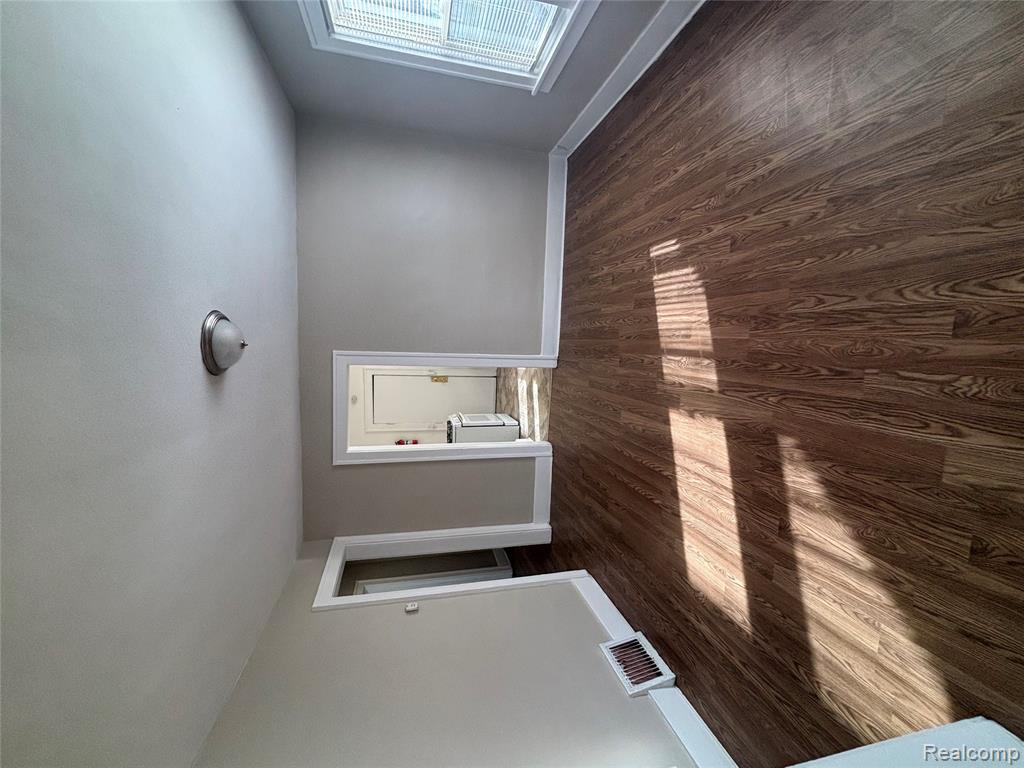 4742 Alter, Detroit, MI 48215 — Photo 3