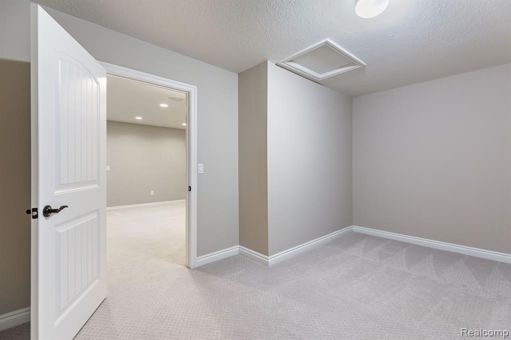 3995 ASHDALE Way, Clarkston, MI 48348 — Photo 42
