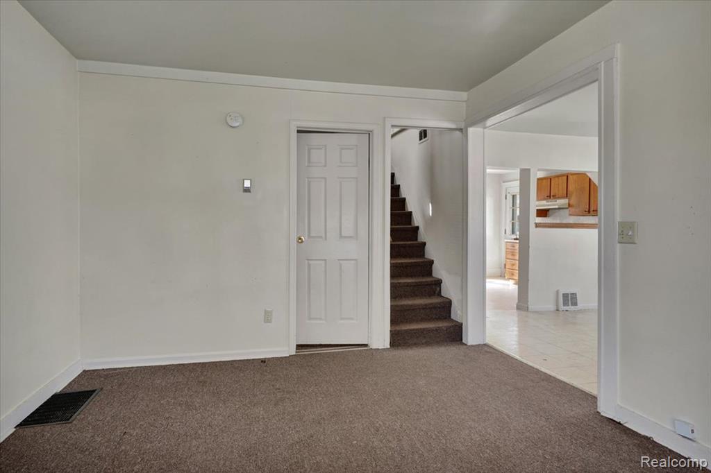 309 12th Street, Port Huron, MI 48060 — Photo 9