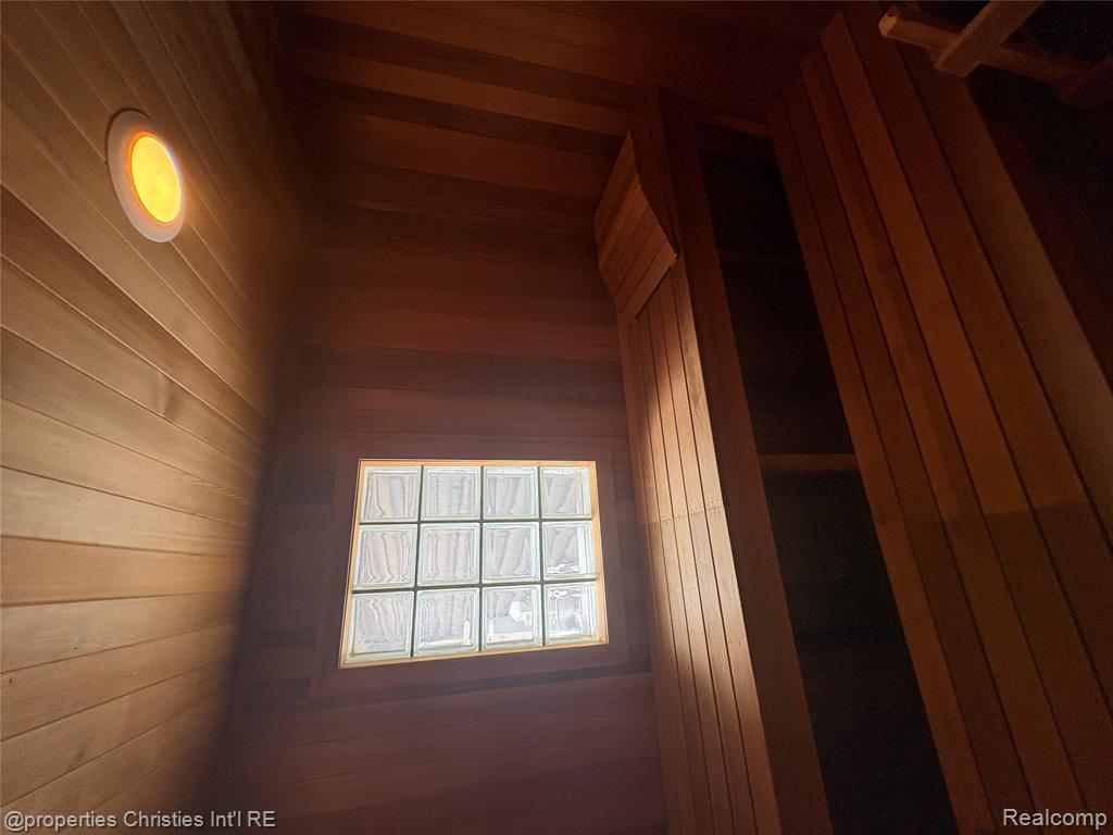 3701 Northwood, West Bloomfield, MI, 48324