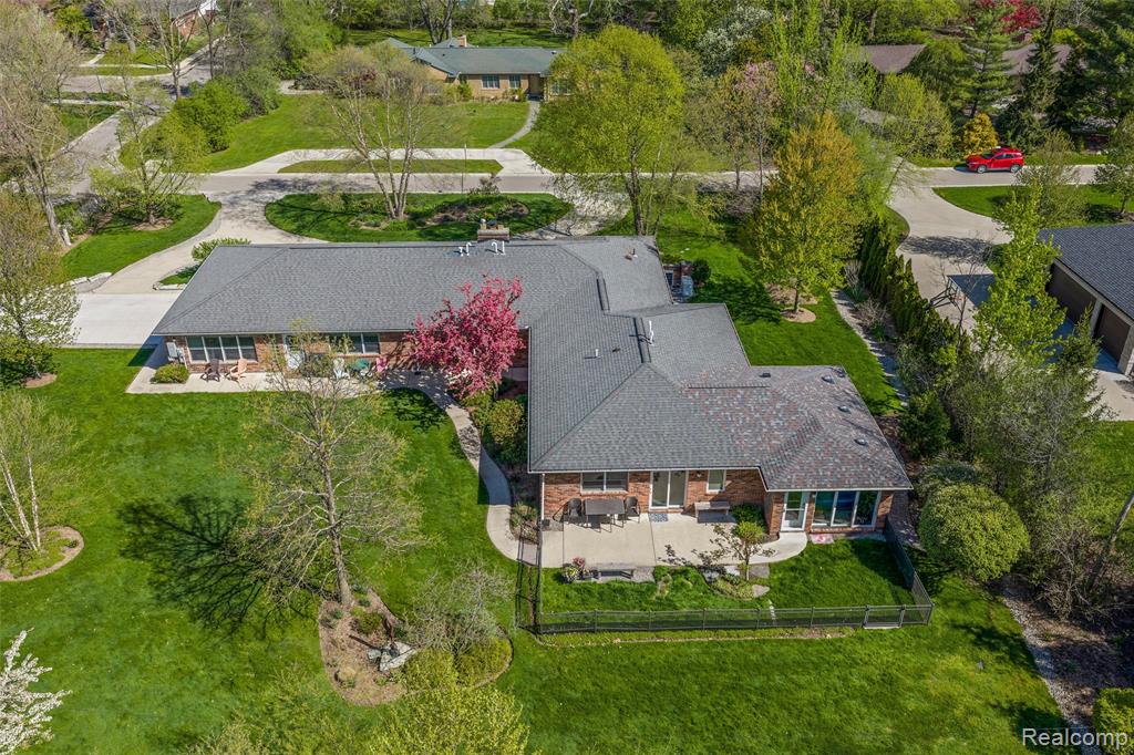 12959 Talbot Lane, Huntington Woods, MI — Photo 54