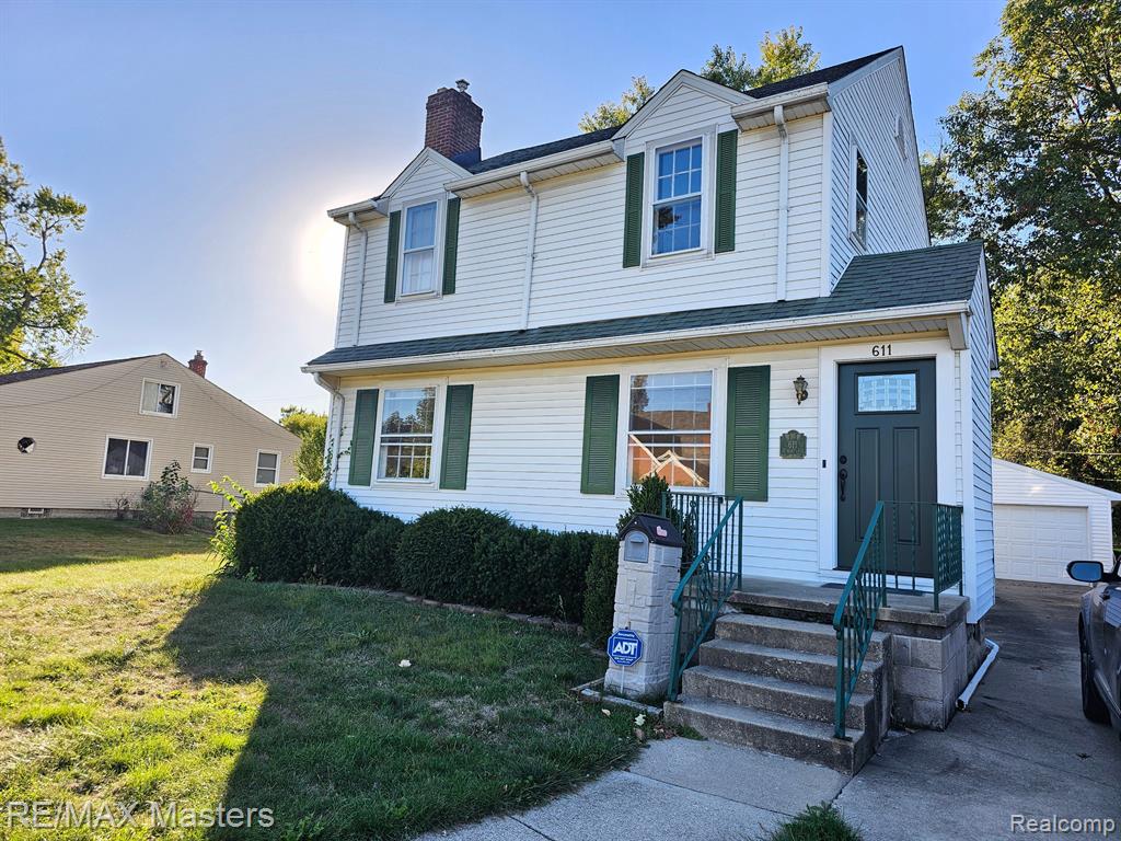 611 SAINT MARYS Avenue, Monroe, MI 48162 — front exterior