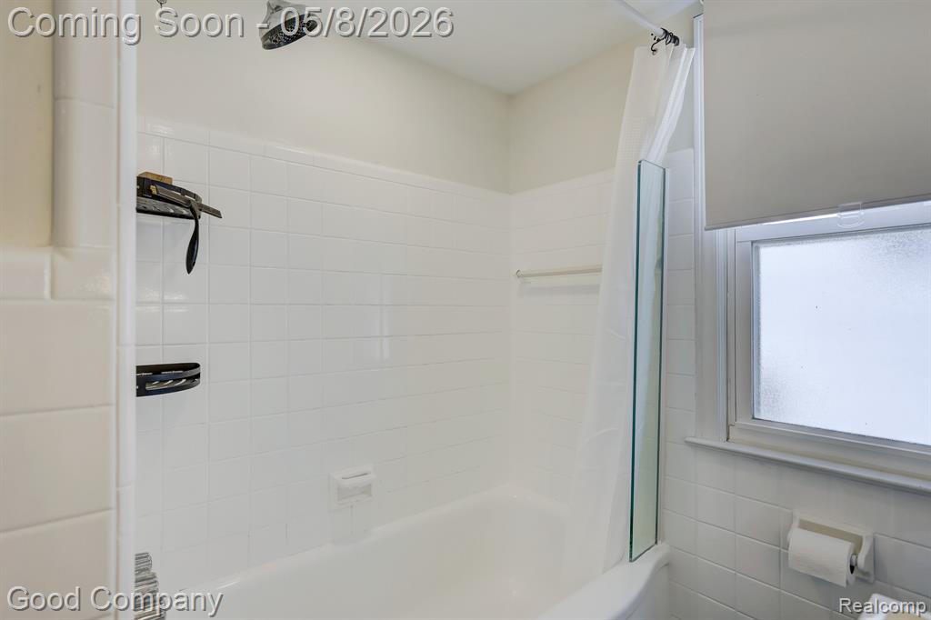 928 Marywood Drive, Royal Oak, MI 48067 — Photo 27
