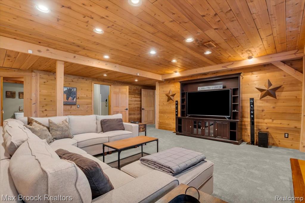 5970 Lynne Hollow Drive, Commerce Twp, MI 48382 — Photo 42