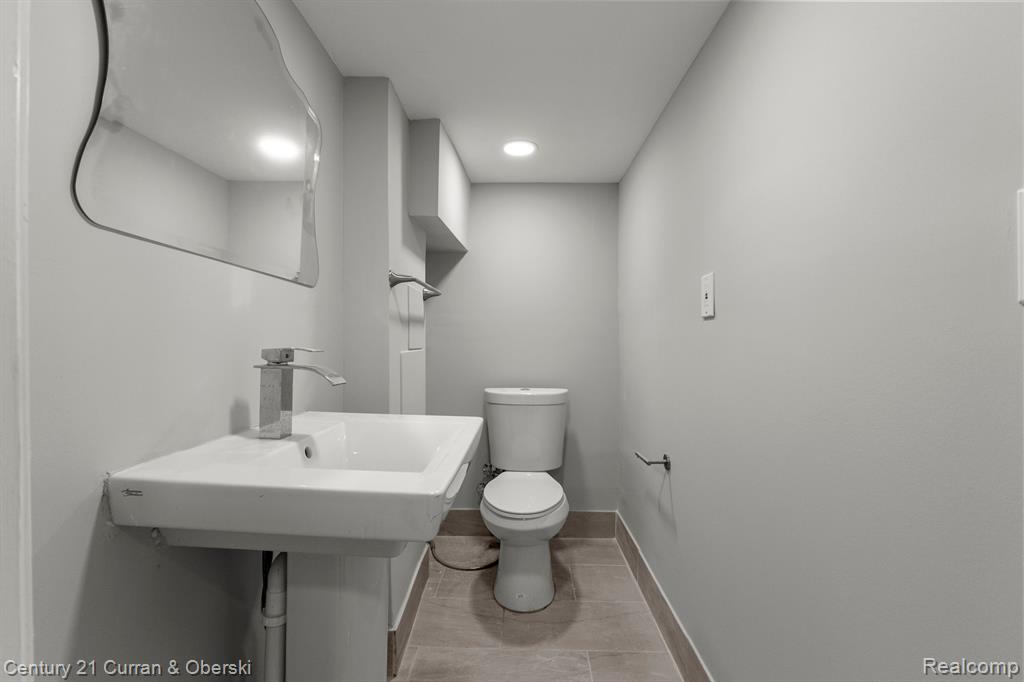 4817 WESTLAND Street, Dearborn, MI 48126 — Photo 23