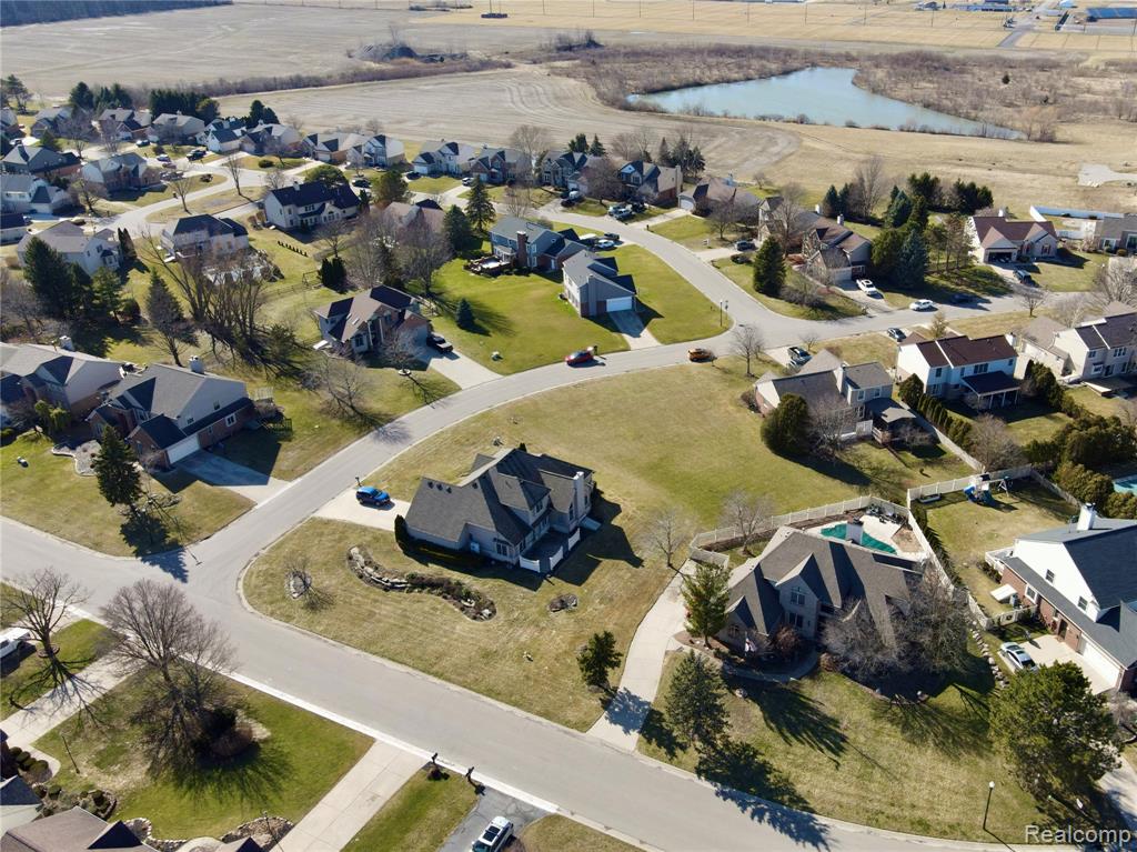 827 Carrington Boulevard, Monroe, MI 48161 — Photo 4