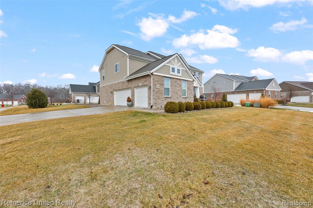 61964 Saddlecreek Drive, South Lyon, MI 48178 — Photo 8