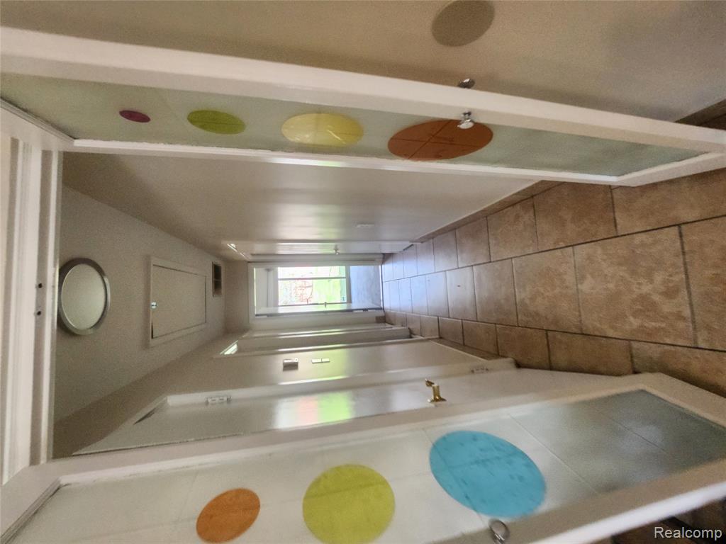 6878 Drexel Street, Dearborn Heights, MI 48127 — Photo 8