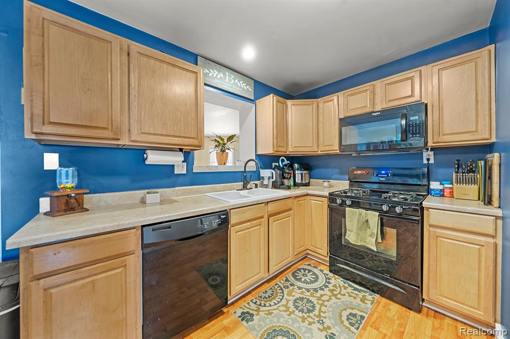 7249 MOHAWK Street, Westland, MI — Photo 12