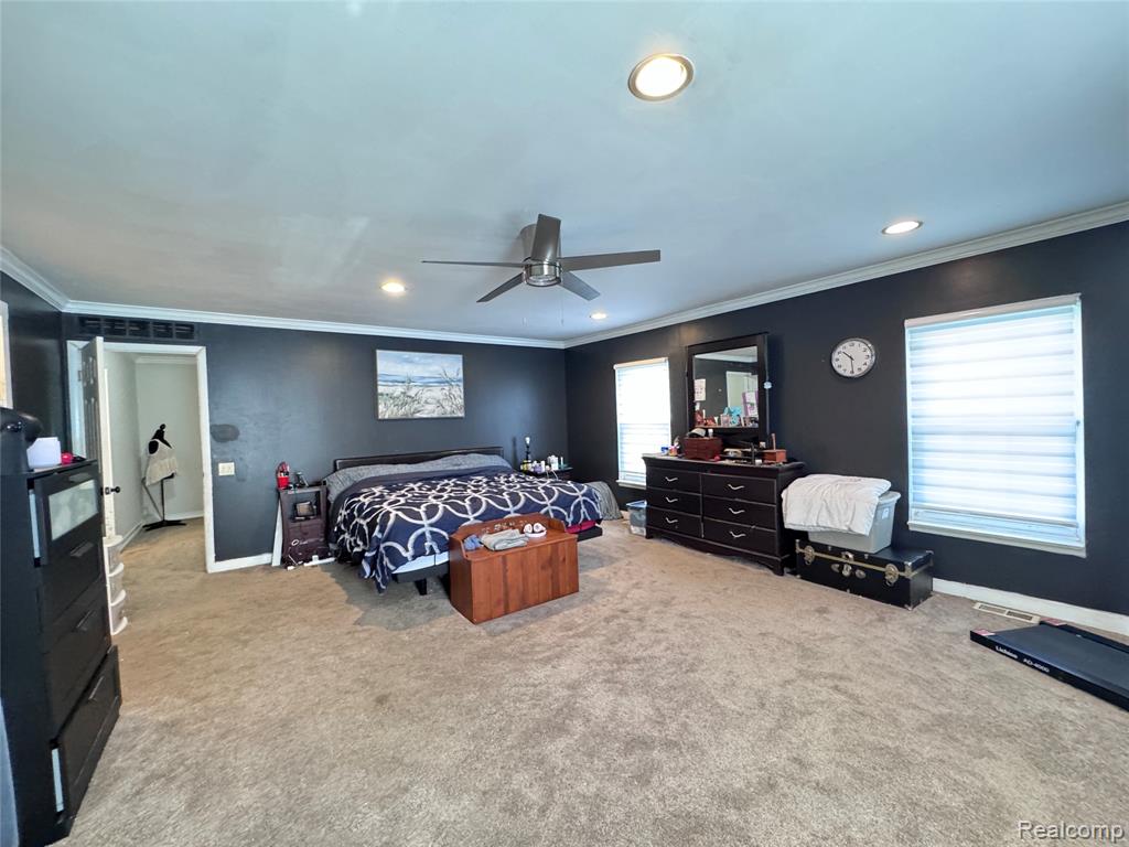 5203 Forestdale Court, West Bloomfield, MI — Photo 19