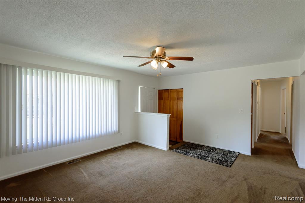 9421 VAN BUREN Street, Van Buren, MI 48111 — Photo 4