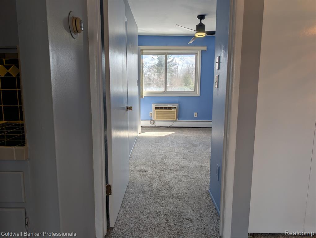 31831 GRAND RIVER Avenue, 98, Farmington, MI 48336 — Photo 20