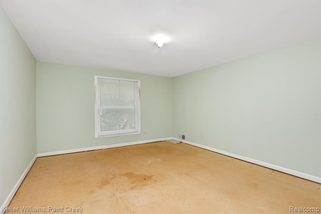 6748 LESLEE CREST Drive, West Bloomfield, MI — Photo 16