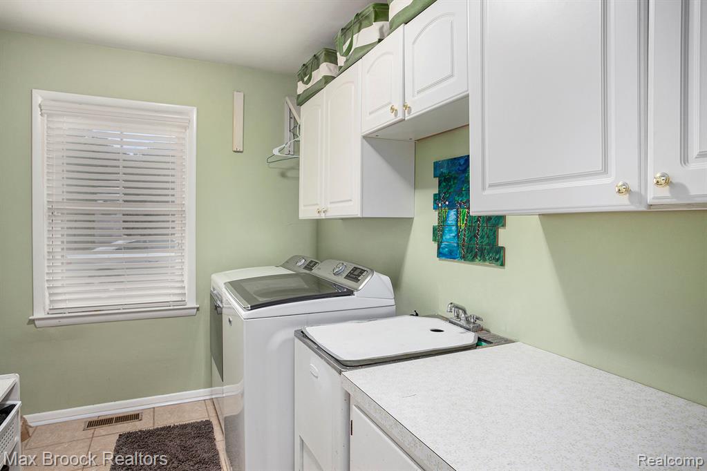 32533 Robinhood Drive, Beverly Hills, MI 48025 — Photo 20
