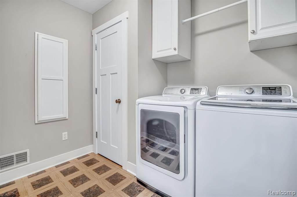 4538 SHELDON OAK Court, Hudsonville, MI 49426 — Photo 15