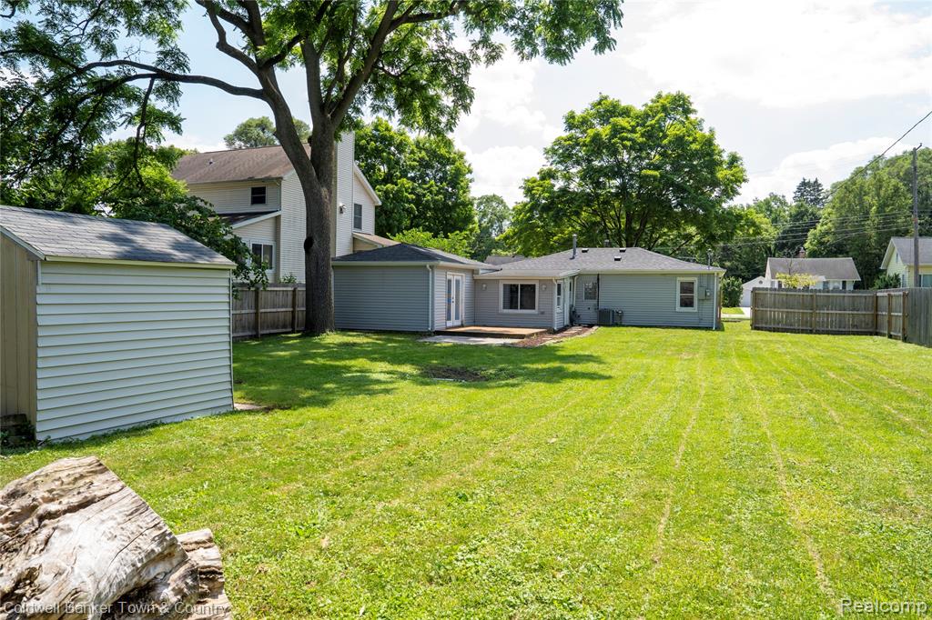 528 W Clinton Street, Howell, MI 48843 — Photo 26