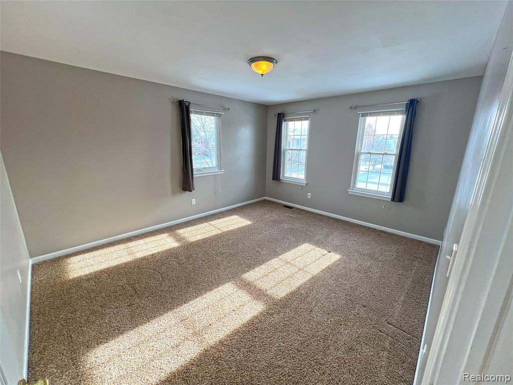47546 Belmont Drive, Belleville, MI 48111 — Photo 41