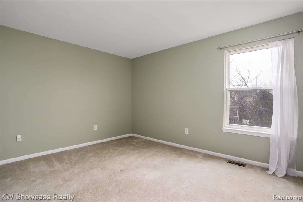 43104 PROVIDENCE Lane, Canton, MI 48188 — Photo 9