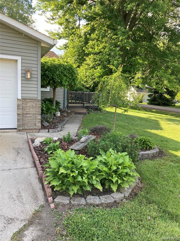 37281 Clio Street, Harrison Township, MI — Photo 3