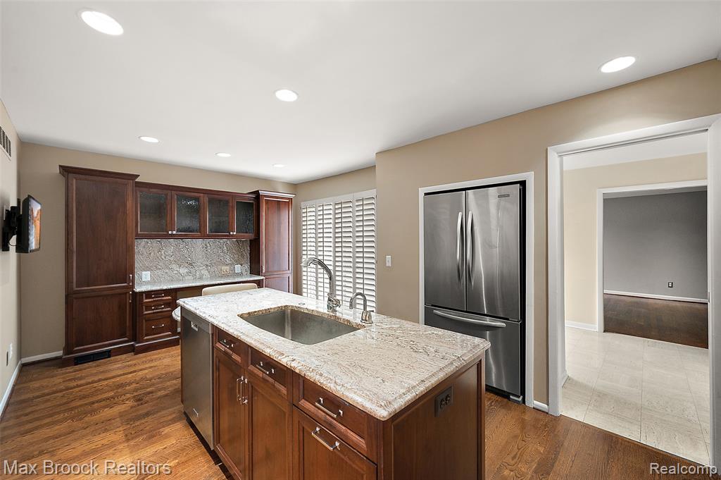 5175 Woodlands Drive, Bloomfield Hills, MI 48302 — Photo 10