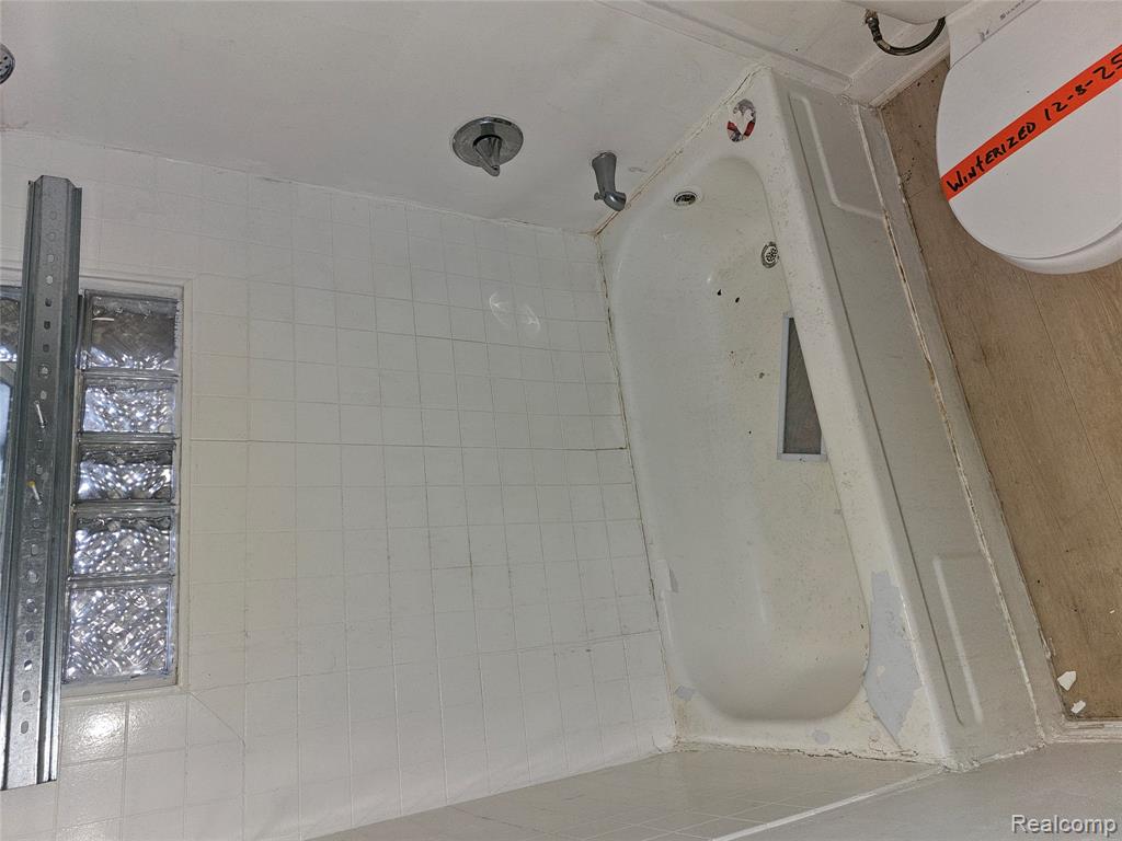 7425 Stahelin Avenue, Detroit, MI 48228 — Photo 29