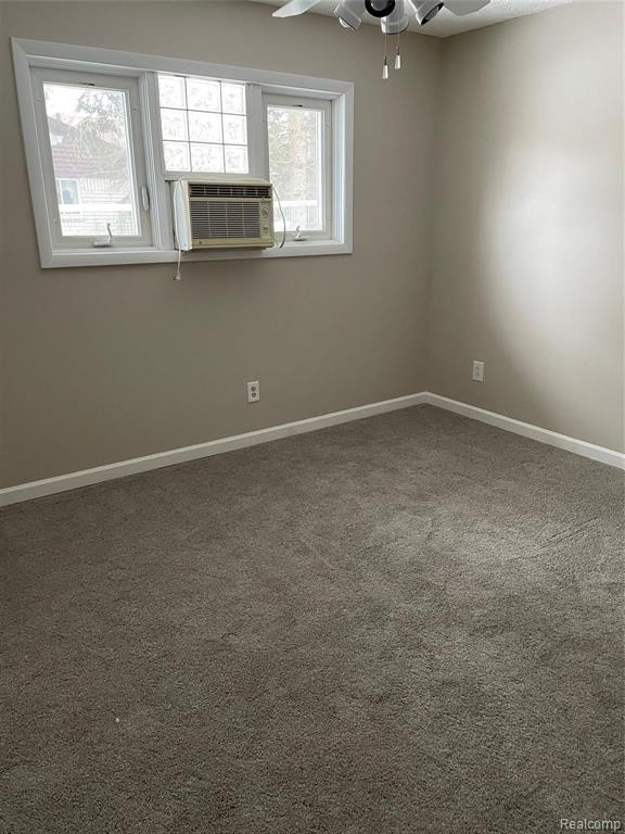 6820 FREDMOOR Drive, Troy, MI 48098 — Photo 9