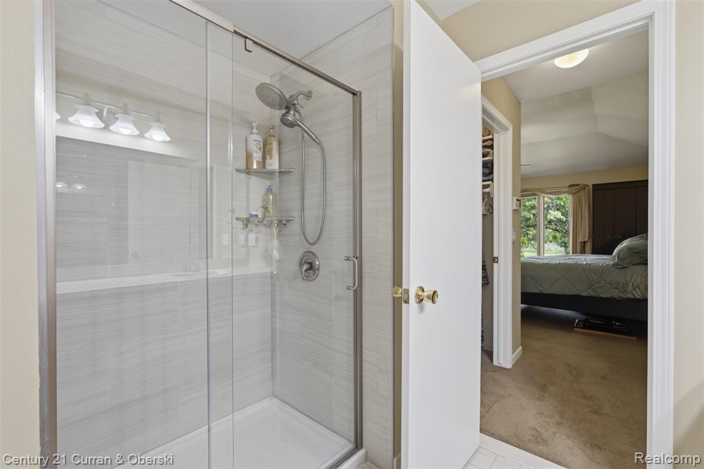30785 Mystic Forest Drive, Farmington, MI 48331 — Photo 25