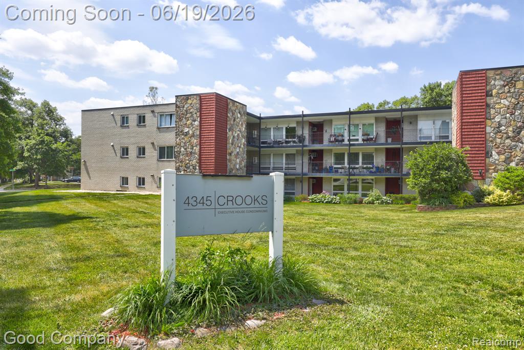 4345 Crooks Road, 4, Royal Oak, MI 48073 — Photo 35