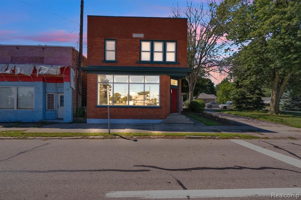 22421 Huron River Drive, Rockwood, MI