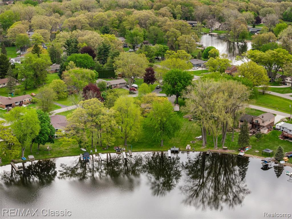 804 Bonita Drive, White Lake, MI 48383 — Photo 41