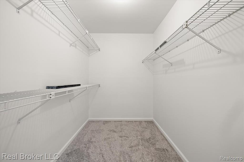 36952 Ridgedale Court, Farmington, MI 48331 — Photo 27