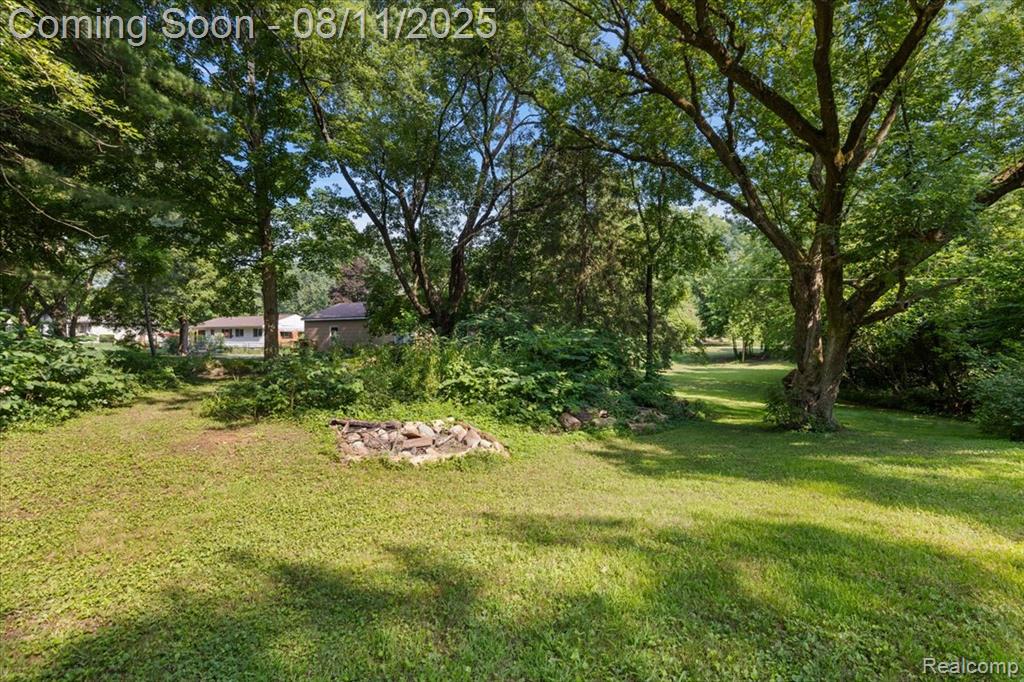 741 W Livingston Road, Highland, MI — Photo 10