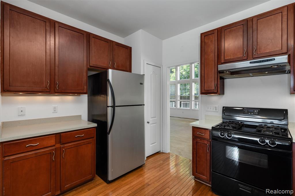 1341 Hollins Hall Lane, Troy, MI 48085 — Photo 7