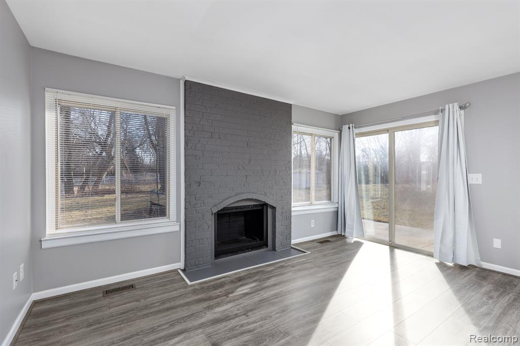 41421 AYRSHIRE Drive, Canton, MI 48188 — Photo 9