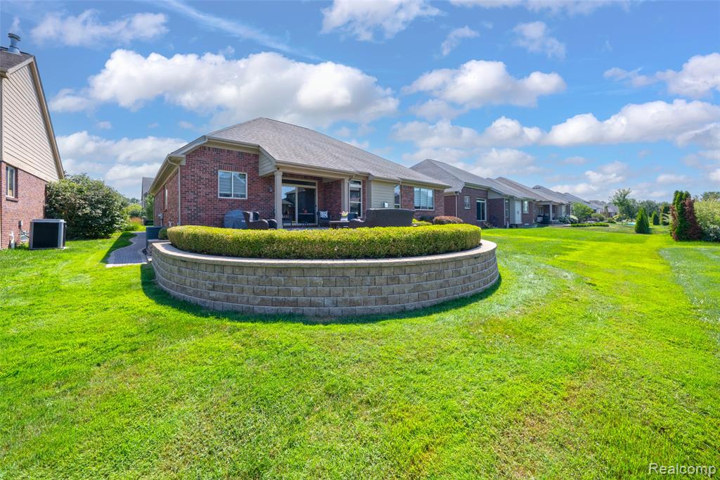 17785 Goldeneye Drive, Clinton Twp, MI 48038 — Photo 49