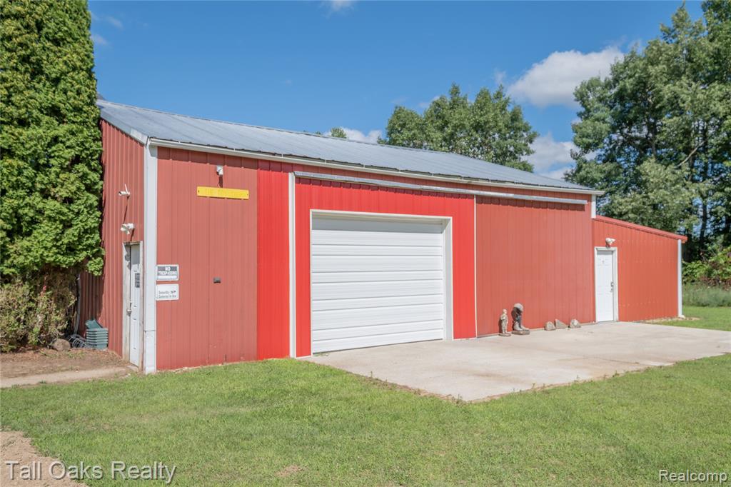 4097 Berlin Drive, Otter Lake, MI 48464 — Photo 36
