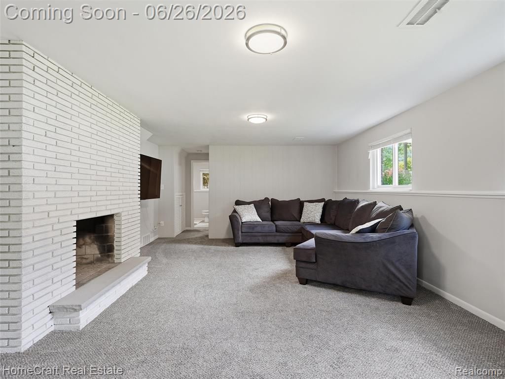 42047 CLEMONS Drive, Plymouth, MI 48170 — Photo 16