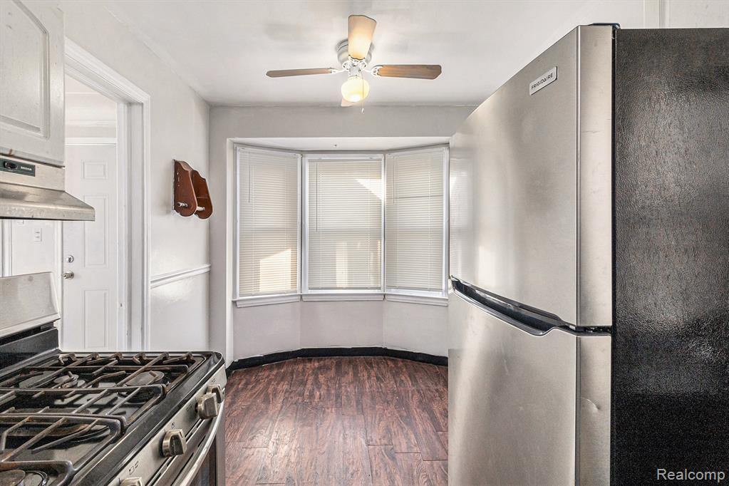 9336 SUSSEX St Street, Detroit, MI 48228 — Photo 9