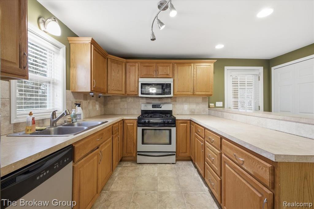 4340 N Webster Road, Flushing, MI 48433 — Photo 16