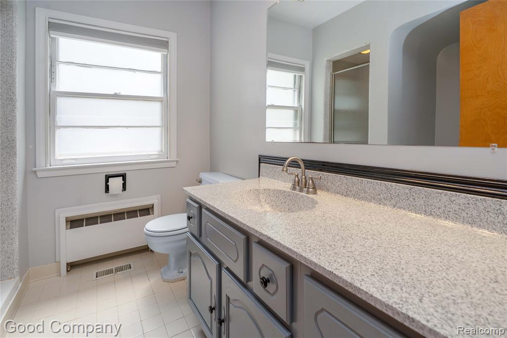 312 Dover Road, Waterford, MI 48328 — Photo 11
