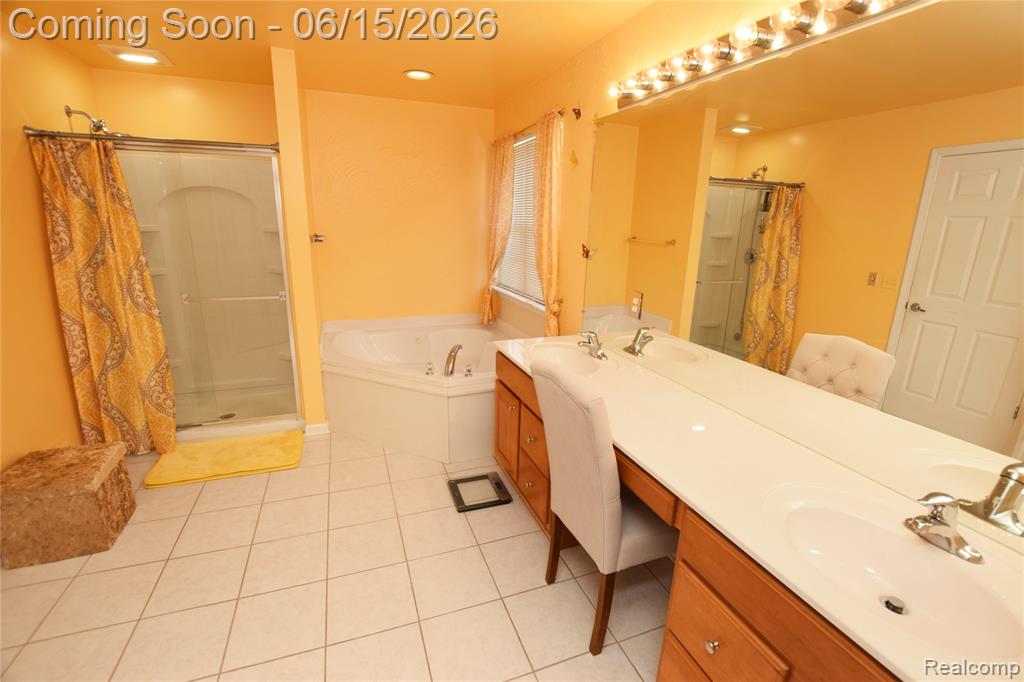 6240 Moonstone Court, Grand Blanc, MI 48439 — Photo 16