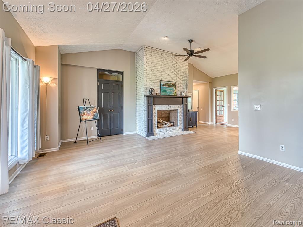 428 E Shore Drive, Whitmore Lake, MI 48189 — Photo 5