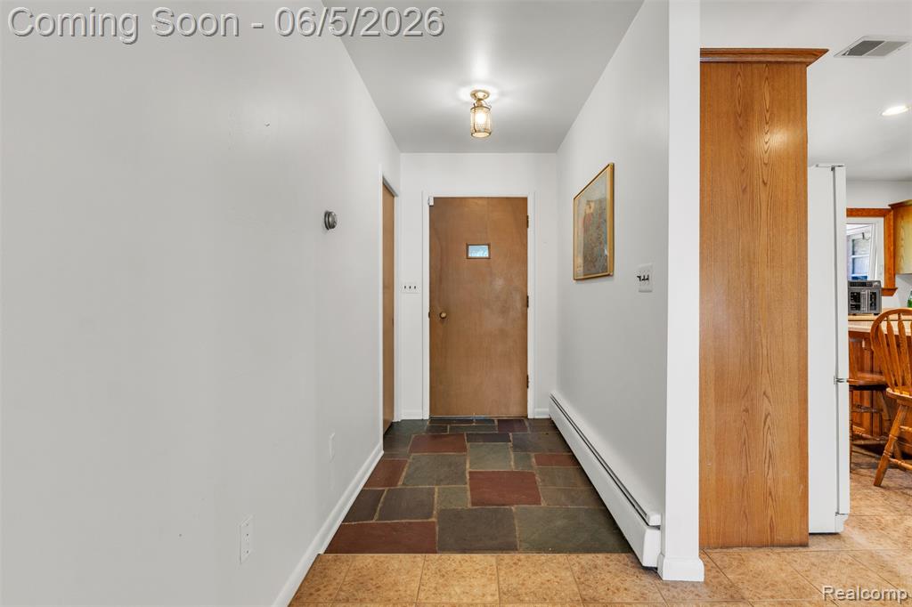 47435 N Shore Drive, Belleville, MI 48111 — Photo 12