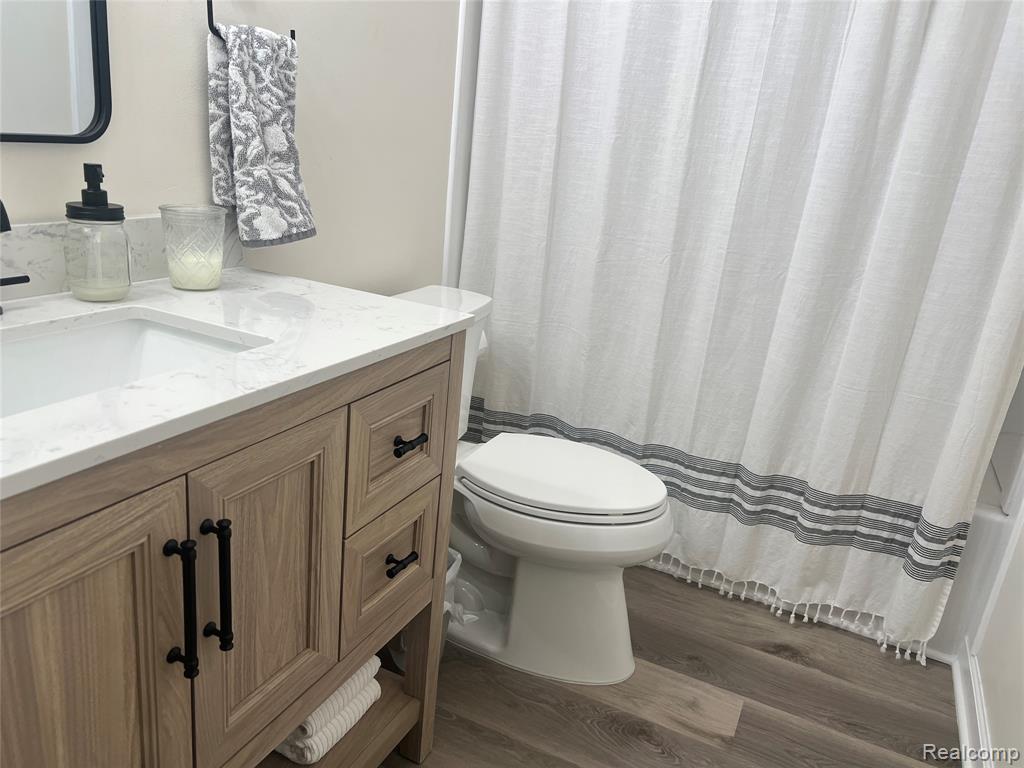 4335 Crestdale Avenue, West Bloomfield, MI 48323 — Photo 10