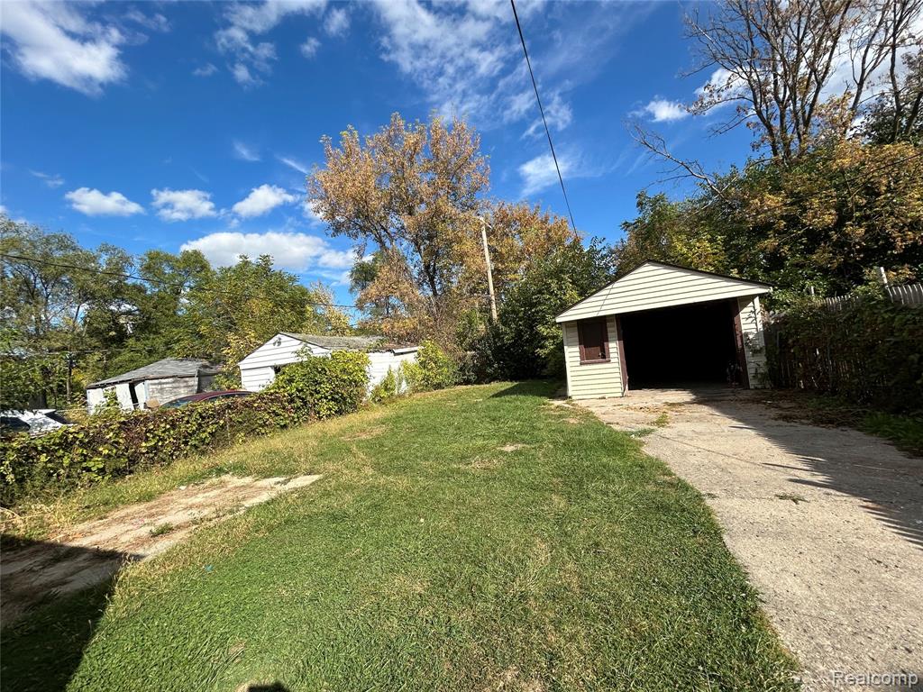 6506 Stahelin Avenue, Detroit, MI 48228 — Photo 25